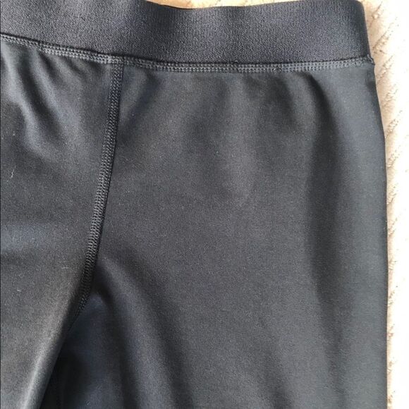 Adidas Women’s Capri Stretch Workout Pants - Picture 2 of 4